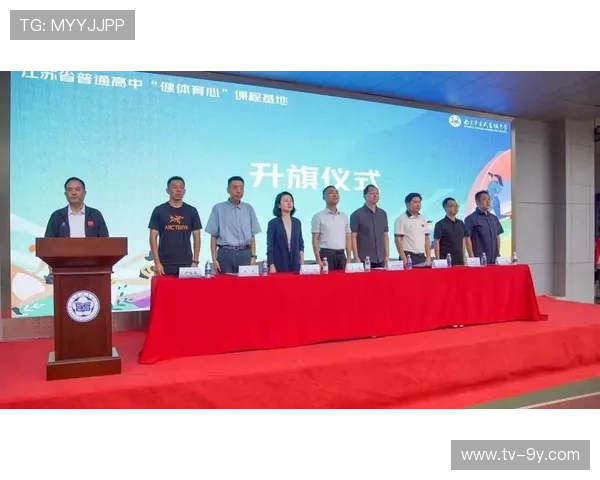 南京市玄武高级中学男排教练张晶晶:商洛办赛环境越来越优美 南京市玄武高级中学男排教练张晶晶:商洛办赛环境越来越优美